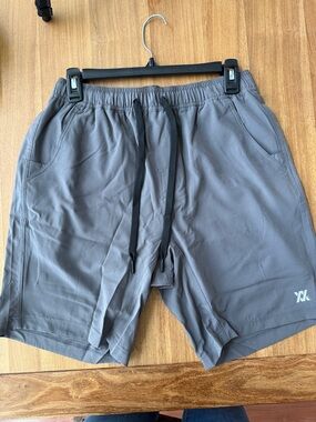 Dixxon Board trunk Shorts Men’s Size Small Gray  Elastic Waist
